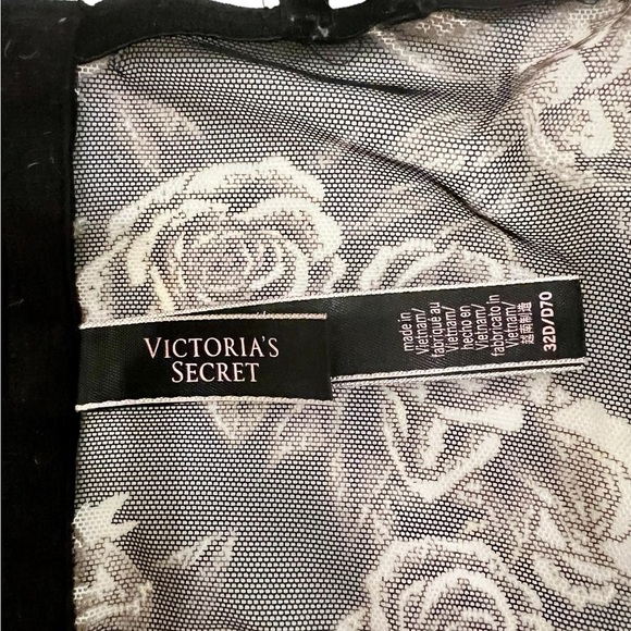 2019 Victoria’s Secret Luxe Floral Strappy Mesh Bustier Size 32D - Picture 9 of 10